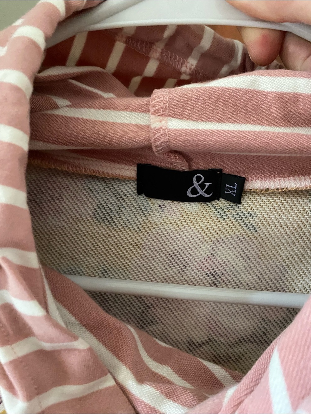 Women’s double hooded sweatshirt size large - Picture 5 of 5